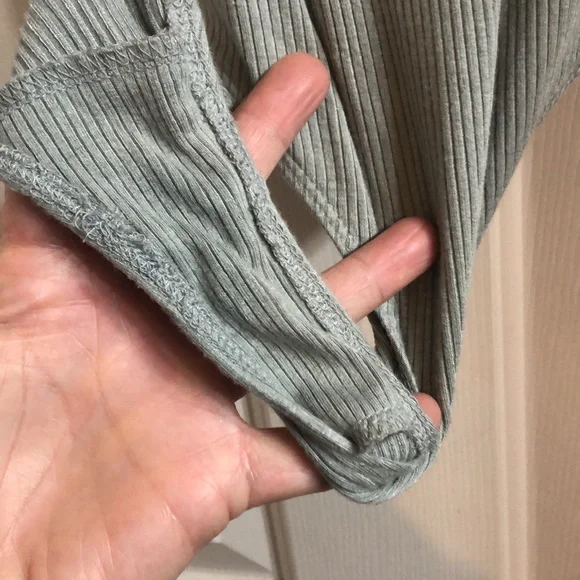 Forever 21 Bodysuit Women’s Size Medium - Picture 4 of 7